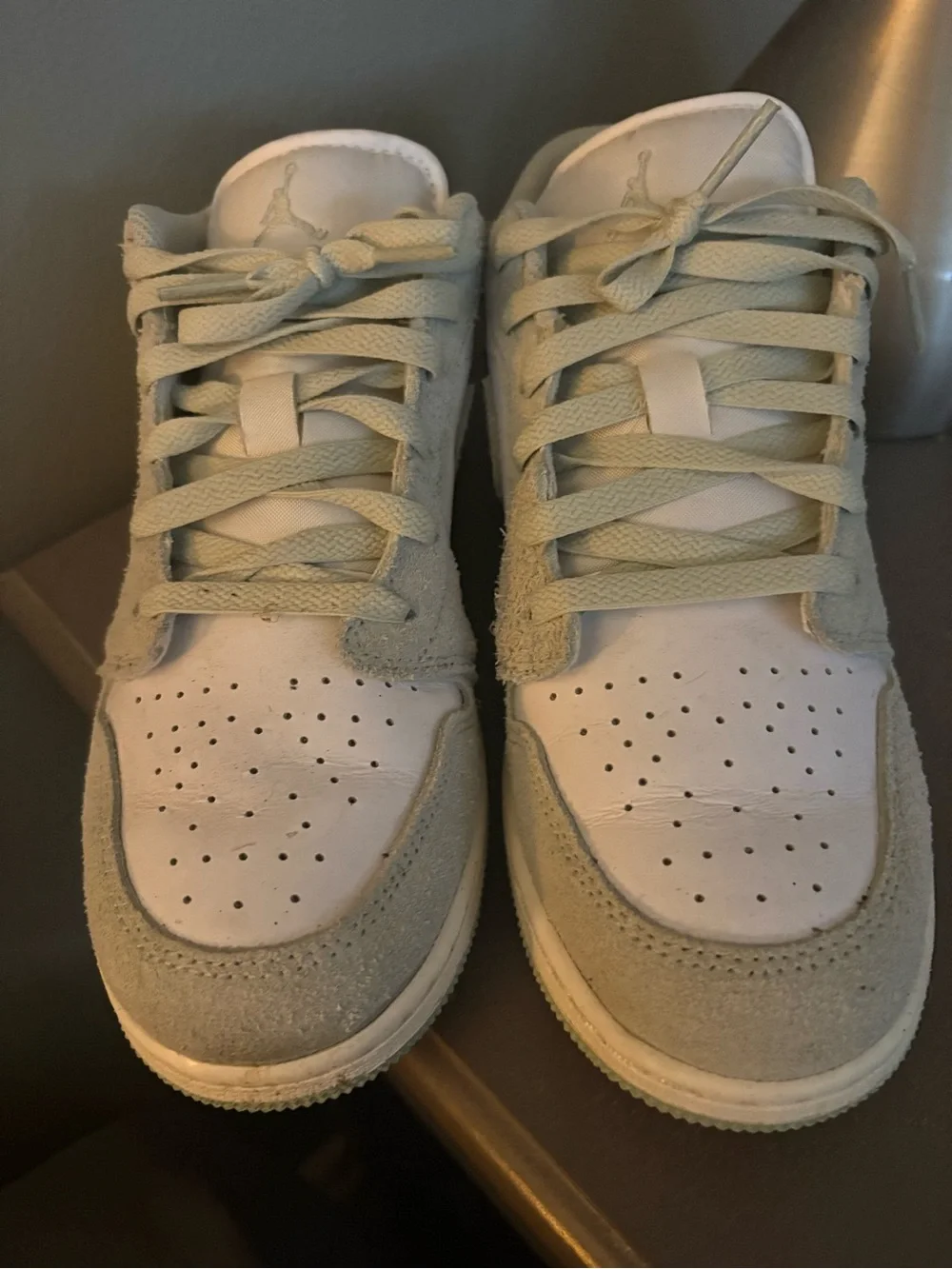 Nike Kids Low-Top Sneakers in Sage Green and White